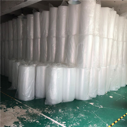 白色氣泡卷